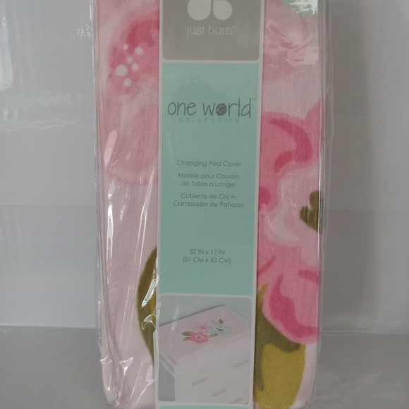 GERBER: Just Born by One World Collection Baby Changing Pad Cover - Nursery - Picture 2 of 4